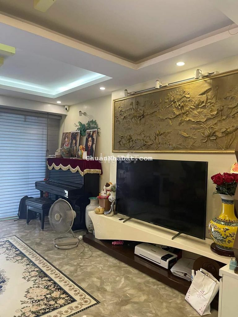 VĂN CAO PHÂN LÔ Ô TÔ TRÁNH NHAU Ô TÔ VÀO NHÀ 50M X 5 TẦNG 11 TỶ