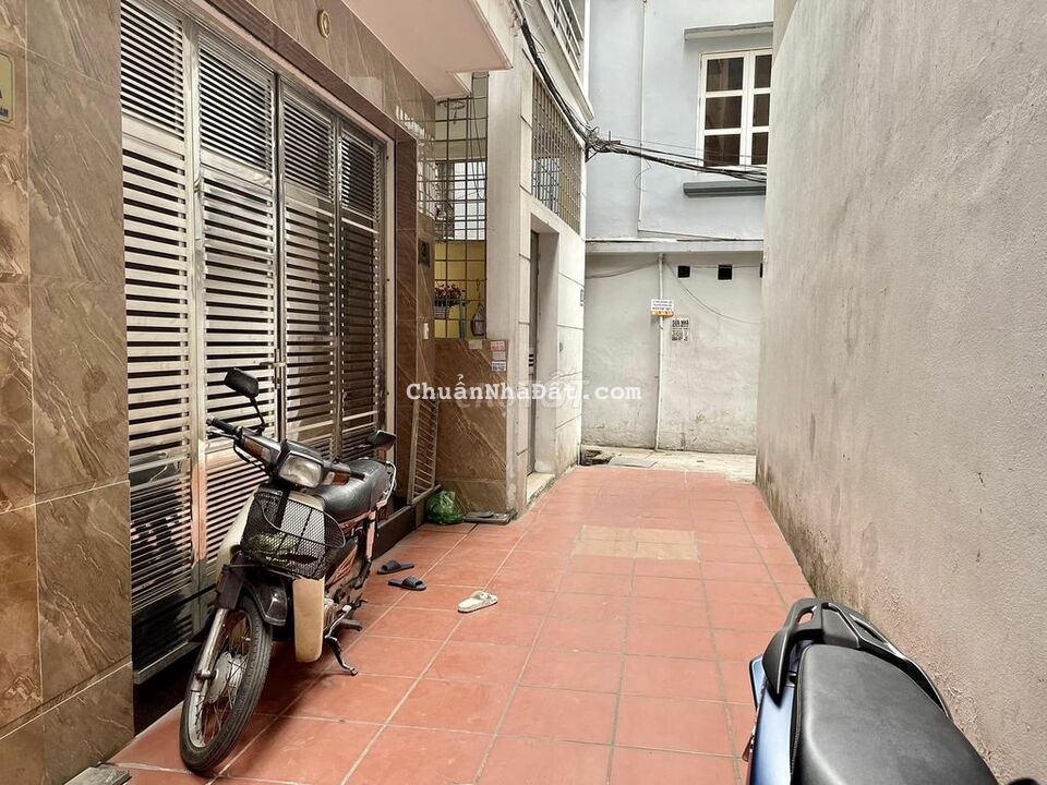 BÁN NHÀ ĐỘI CẤN-55M2-5 TẦNG-GẦN PHỐ-NHIỀU PHÒNG-SẴN NỘI THẤT