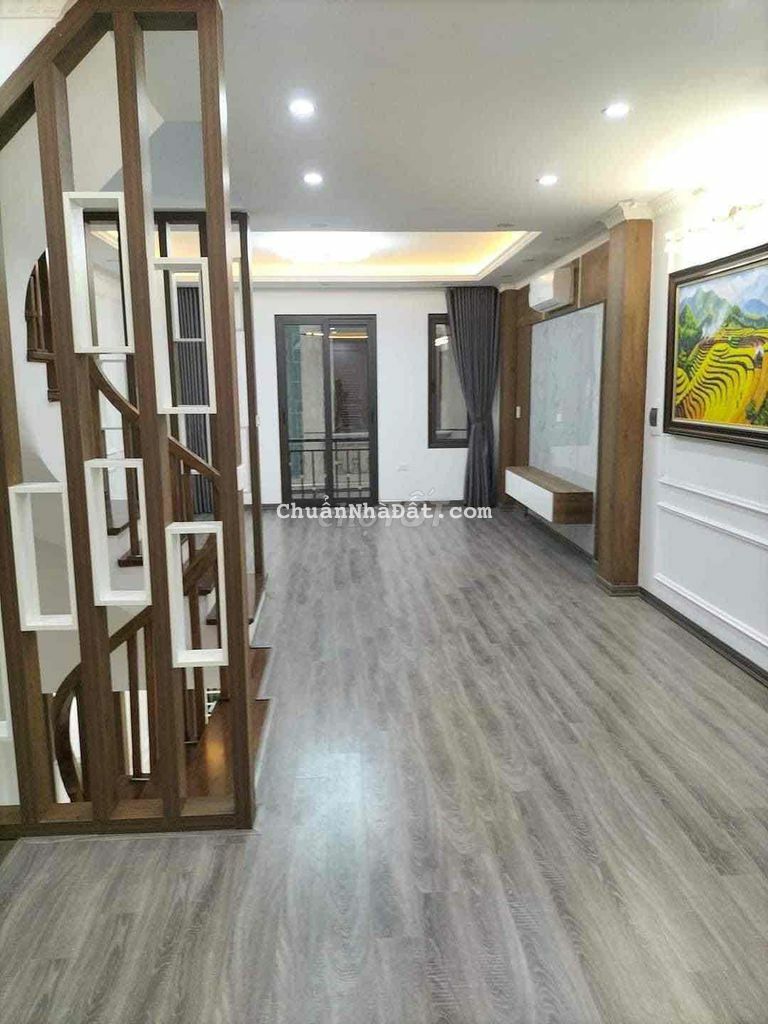 KIM MÃ, CỰC HIẾM 60M2 BÁN GẤP 8.45 TỶ NHÀMỚI Ở SƯỚNG NGÕ RỘNG GẦN PHỐ