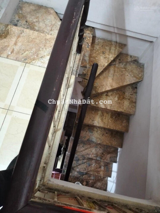 Gấp bán nhà siêu vị trí giá chỉ 9.3 tỷ phố Đào Tấn 67m2 4 tầng MT 4.8m Ba Đình