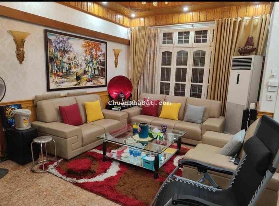 Bán đất tặng nhà PHÂN LÔ Đội Cấn. 70m2 - 9 Tỷ. Nhà Lô góc 2 Mặt thoáng