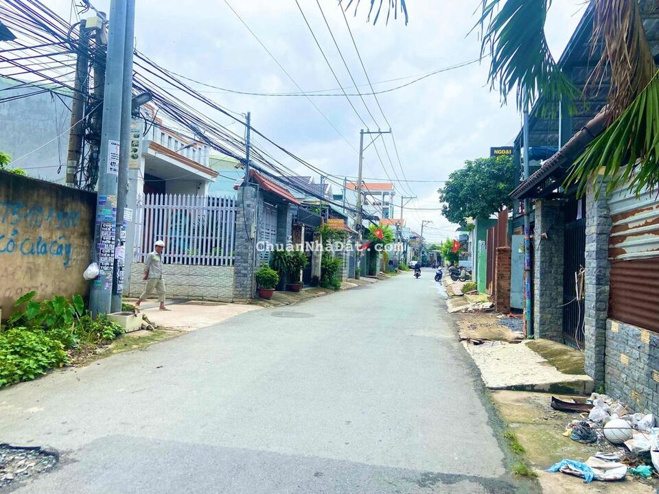 Bán gấp căn nhà góc kinh doanh buôn bán đa ngành