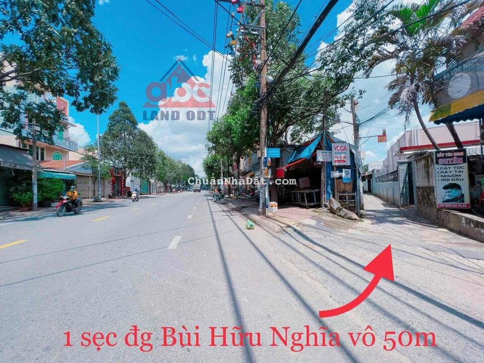 CẮT LỖ 500tr cho nhà tại Bửu Hoà ( cách đường Bùi Hữu Nghĩa 50m) CẮT LỖ 500tr cho nhà tại Bửu Hoà ( cách đường Bùi Hữu Nghĩa 50m)