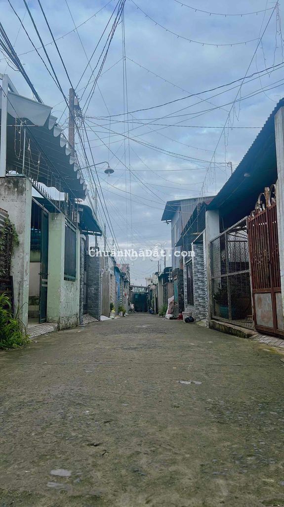 Bán đát tặng nhà cấp 4 phường tân hoà Bán đát tặng nhà cấp 4 phường tân hoà