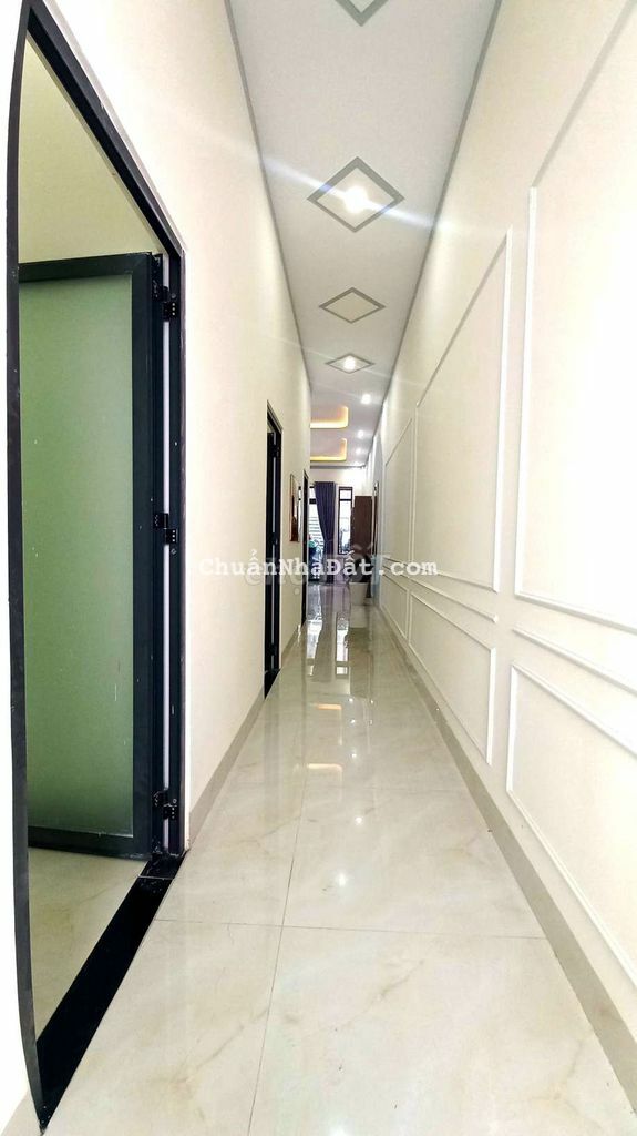 BÁN RẺ NHÀ ĐẤT TRẢNG DÀI MỚI ĐẸP SỔ HỒNG, ĐƯỜNG RỘNG SÂN ĐẬU 2 OTO