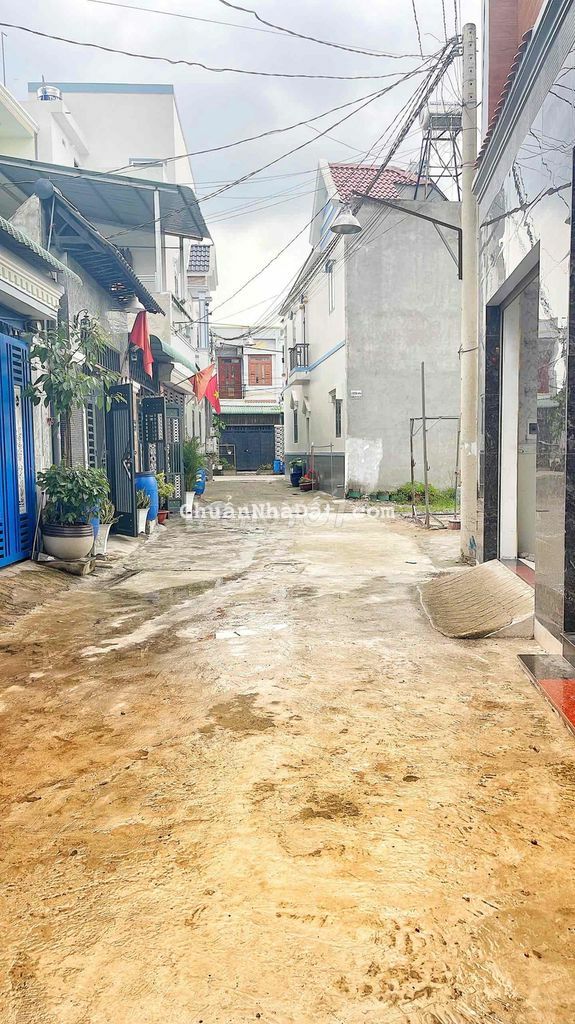 Cần tiền bán gấp nhà thuộc p tân hạnh tp biên hòa ĐN