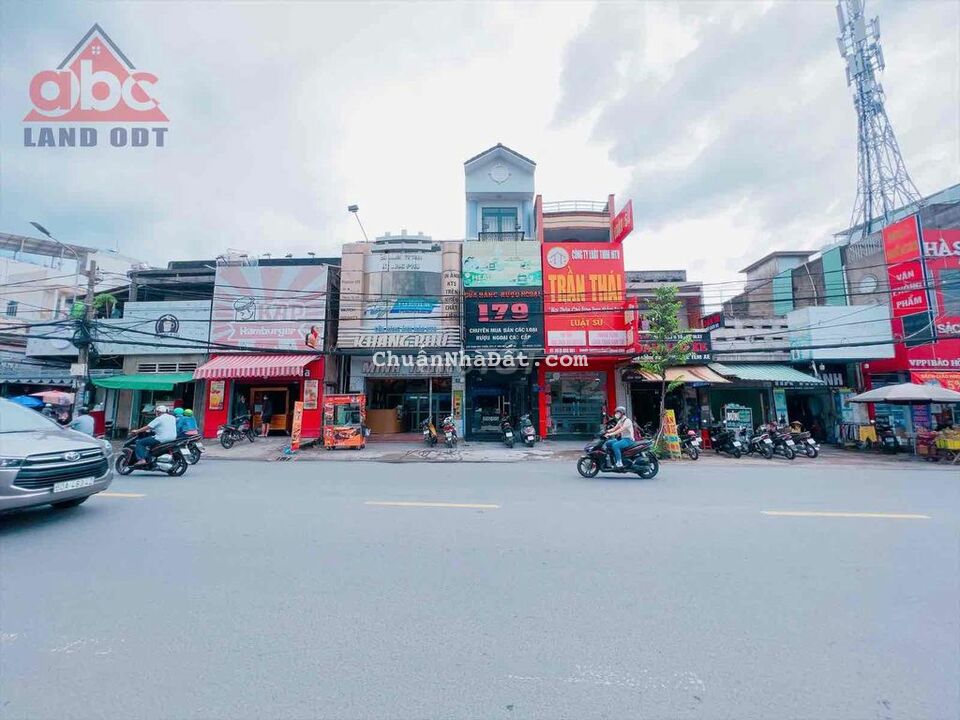 BÁN Nhà mặt tiền Phạm Văn Thuận ( 188m2)  giá rẻ nhất cung đường P.TAM