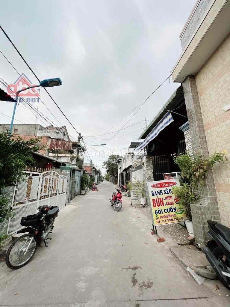 Bán Nhà  cấp 4 cứng cáp chân dài 220m2 full thổ Cư Gần  Cầu 71 P.TÂN H