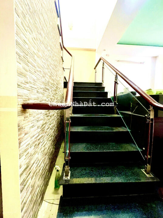 Bán nhà mặt tiền Gia Viên 5m x 55m (giá 7.4 tỷ) sổ riêng, đường trước nhà 10m, 1 sẹc 200m Đồng Khởi