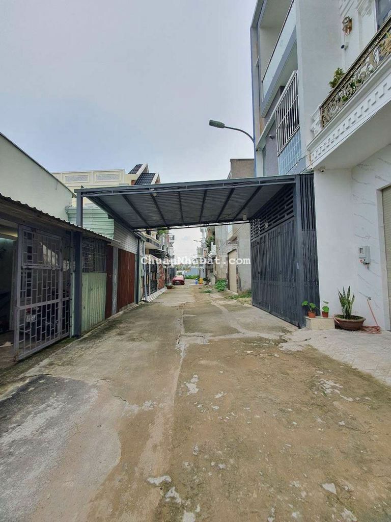 Nhà 2 mặt tiền gần chợ Hóa An, 1 trệt 2 lầu hoàn công, đường ô tô, 456