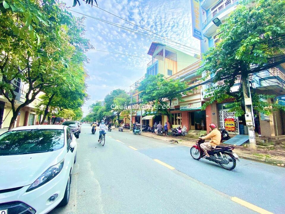 Bán căn nhà trung tâm Biên Hoà - phường Quang Vinh 1 lầu 1 trệt Bán căn nhà trung tâm Biên Hoà - phường Quang Vinh 1 lầu 1 trệt