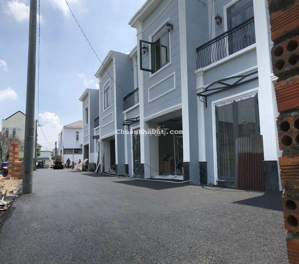 Bán nhà đẹp 1 trệt 1 lầu ngay trường Bùi Thị Xuân, Biên Hòa