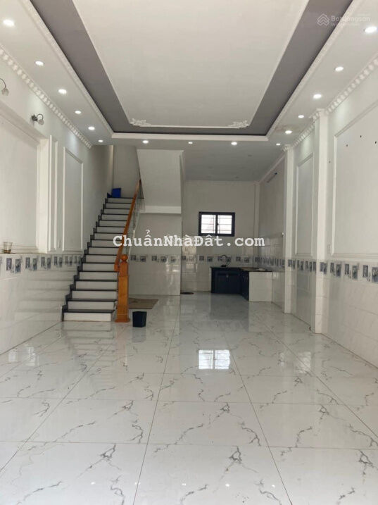 Bán gấp nhà 1 lầu 1 trệt thuộc Giáo Xứ Xuân Trà P. Hố Nai cách đường Nguyễn Ái Quốc 500M Bán gấp nhà 1 lầu 1 trệt thuộc Giáo Xứ Xuân Trà P. Hố Nai cách đường Nguyễn Ái Quốc 500M