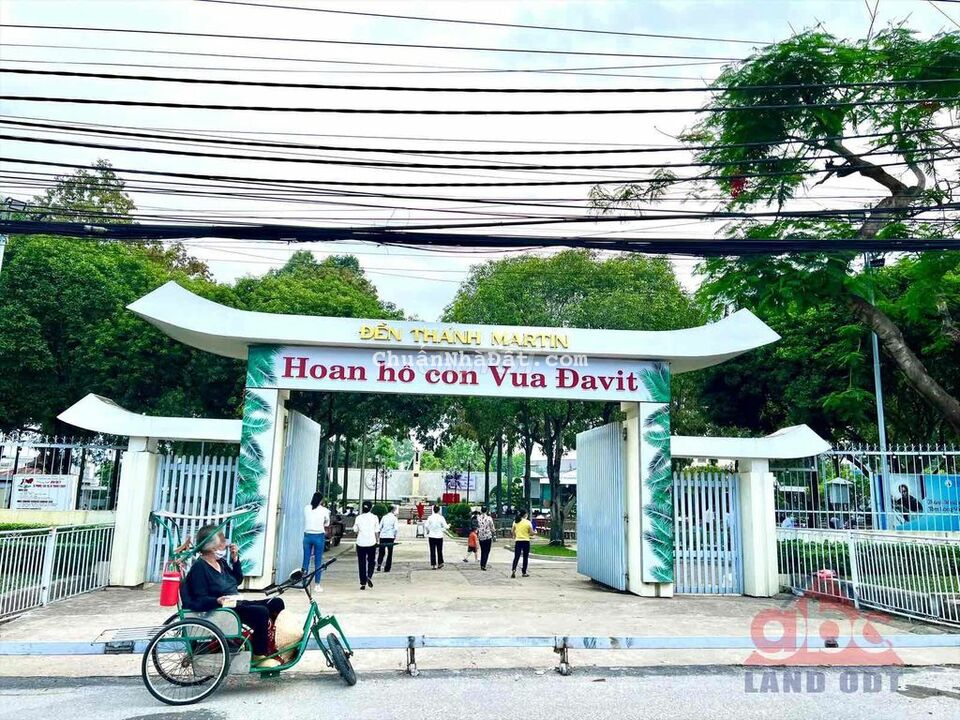 Nhà mt kinh doanh buôn bán ngay trường Học Tân Hoà