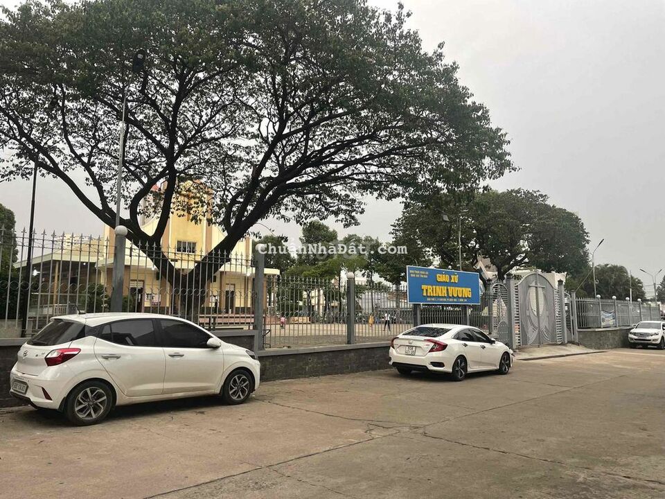 Bán Nhà Cấp 4 Ngay Nhà Thờ Trưng Vương - Tam Hoà Bán Nhà Cấp 4 Ngay Nhà Thờ Trưng Vương - Tam Hoà