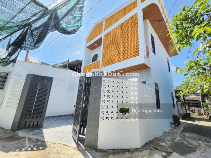 Nhà lầu khu Phúc Hải-Tân Phong 87,5m2 giá 3.95 tỷ, cách nhà thờ Thuận Hoà 500m. Alo 0962097739 Đức