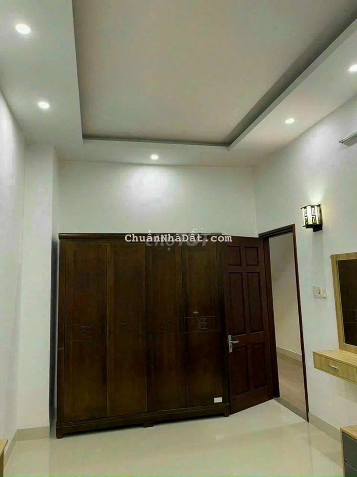 Chủ cần lấy lại vốn bán nhanh nhà gần Trạm Y Tế Tân Mai Huỳnh Văn Hớn