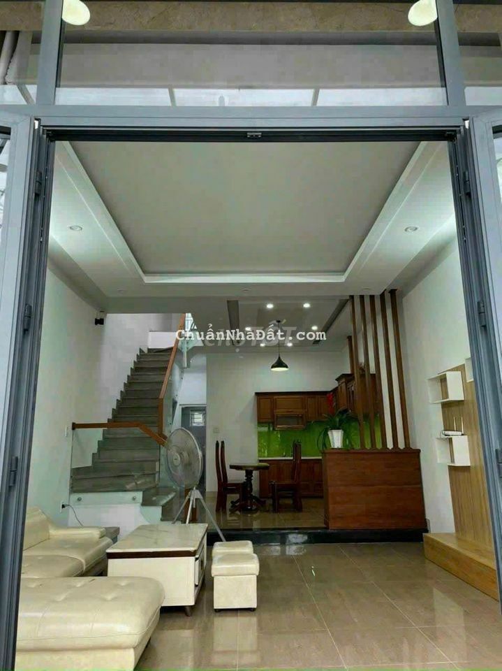 Chủ cần lấy lại vốn bán nhanh nhà gần Trạm Y Tế Tân Mai Huỳnh Văn Hớn