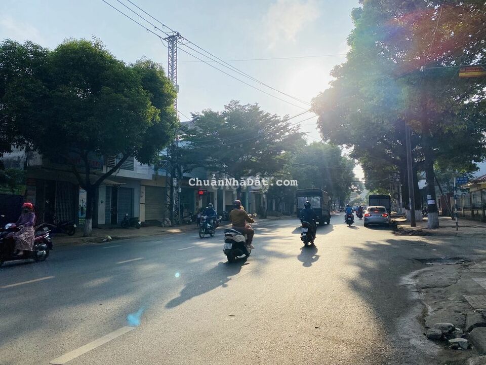 NHÀ CẤP 4 ĐƯỜNG MAI HẮC ĐẾ - 2 TỶ 180