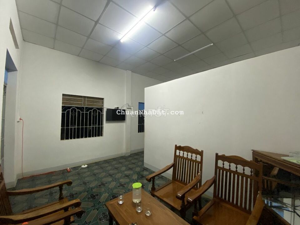 NHÀ CẤP 4 ĐƯỜNG MAI HẮC ĐẾ - 2 TỶ 180