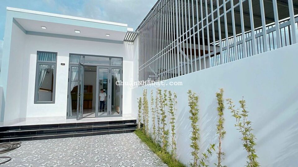 Nhà Cấp 4 Mới 100% CưeBur, Giá Chỉ 1,080tr, Giảm 300tr Bán Gấp Nhà Cấp 4 Mới 100% CưeBur, Giá Chỉ 1,080tr, Giảm 300tr Bán Gấp