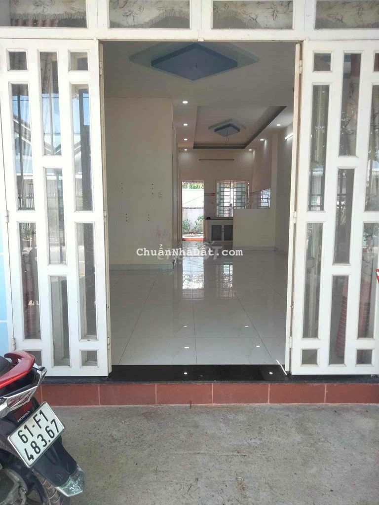 Chị mình gửi bán nhà giá ngộp 103m2 Thổ SHR TT LAI UYÊN BÀU BÀNG