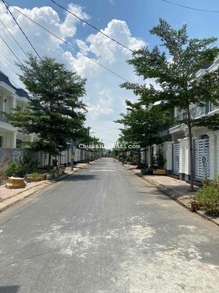 BÁN NHÀ NGỘP BÌNH CHÁNH - CÓ SHR - 1TỶ190 GẦN TRƯỜNG THPT BÌNH CHÁNH