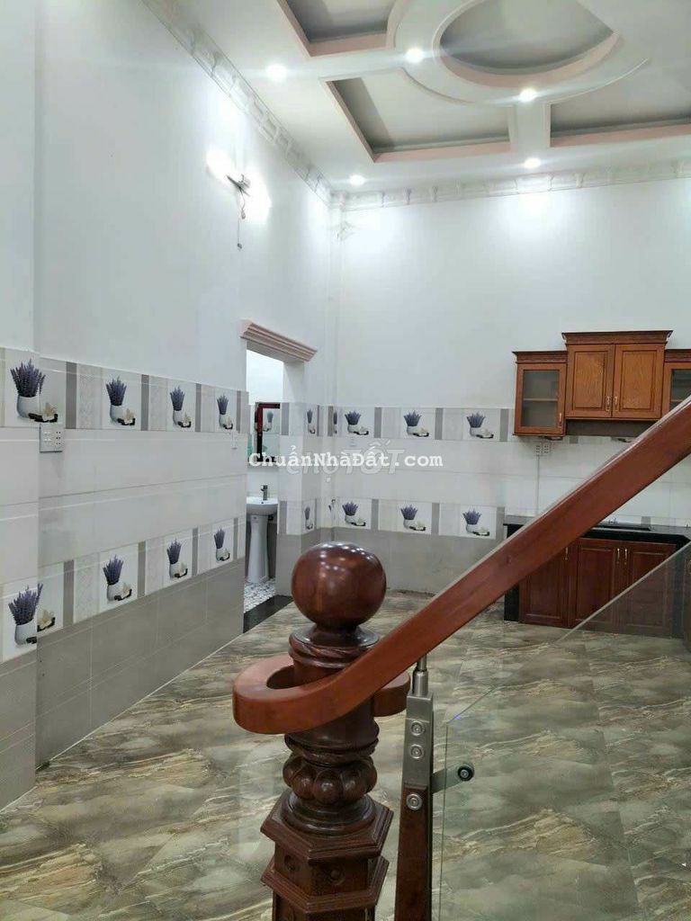 Bán nhà lầu đẹp 100m² gần đường Võ Văn Vân Vĩnh Lộc B