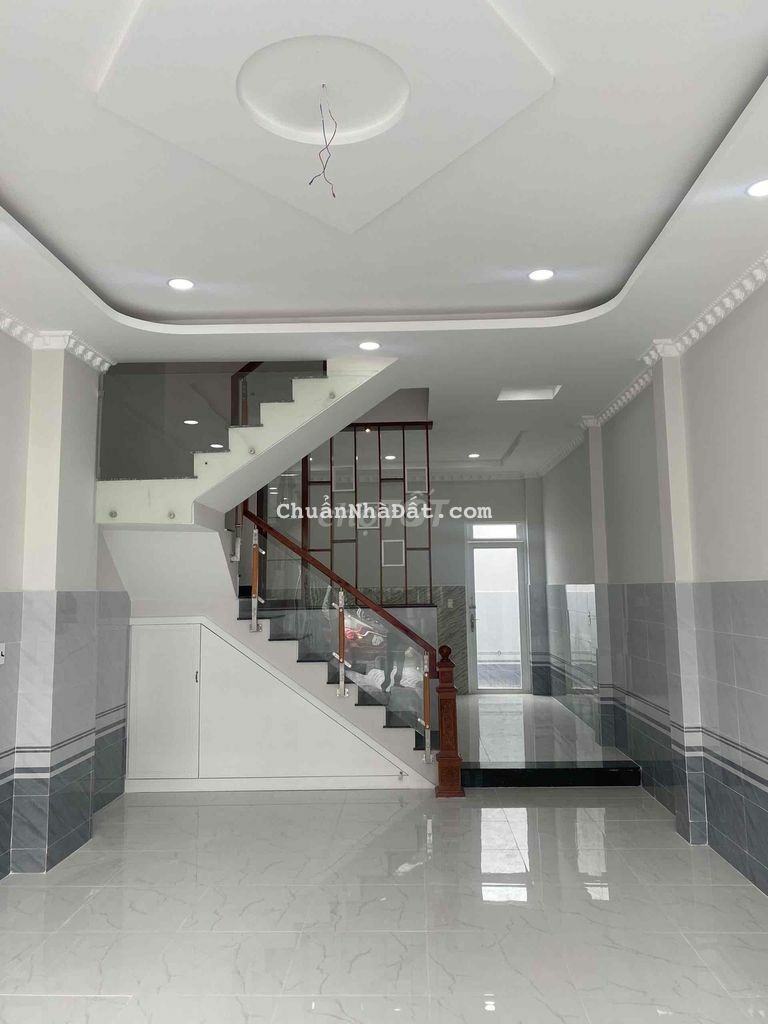 BÁN GẤP CĂN NHÀ NHƯ HÌNH - ĐƯỜNG HƯƠNG LỘ 11 BÌNH CHÁNH - SHR GÓC 2 MT