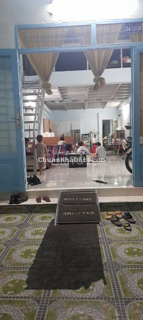 Nhà Tân nhựt vị trí đẹp đầy đủ tiện ích