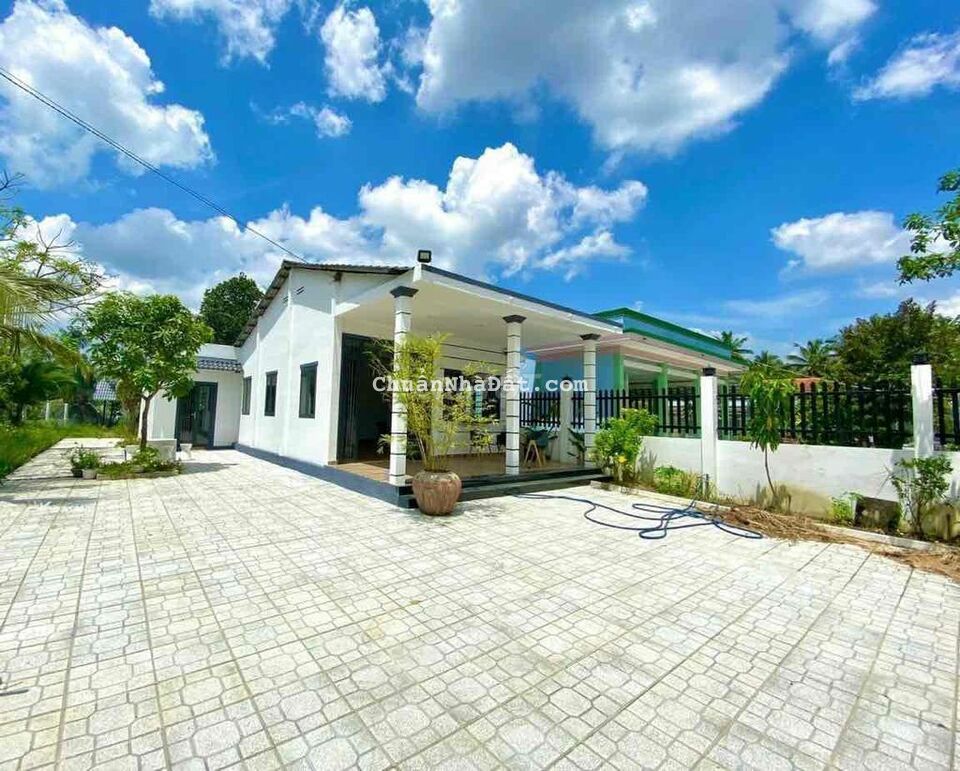 CHÍNH CHỦ CẦN BÁN NHÀ Ở + SÂN VƯỜN 250m2 BÌNH CHÁNH 1TỶ650 SỔ RIÊNG