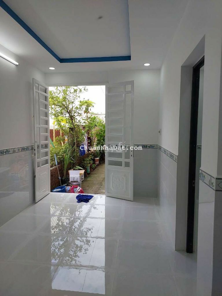 Bán nhà 1 trệt 1 lầu giá 950 triệu