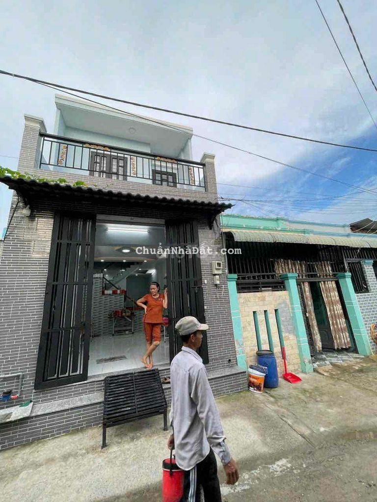 Nhà đẹp 4*12m 2PN Chi 1ty380 2/ngắn Nguyễn Thị Trọn Ấp 1 Vĩnh Lộc A Nhà đẹp 4*12m 2PN Chi 1ty380 2/ngắn Nguyễn Thị Trọn Ấp 1 Vĩnh Lộc A