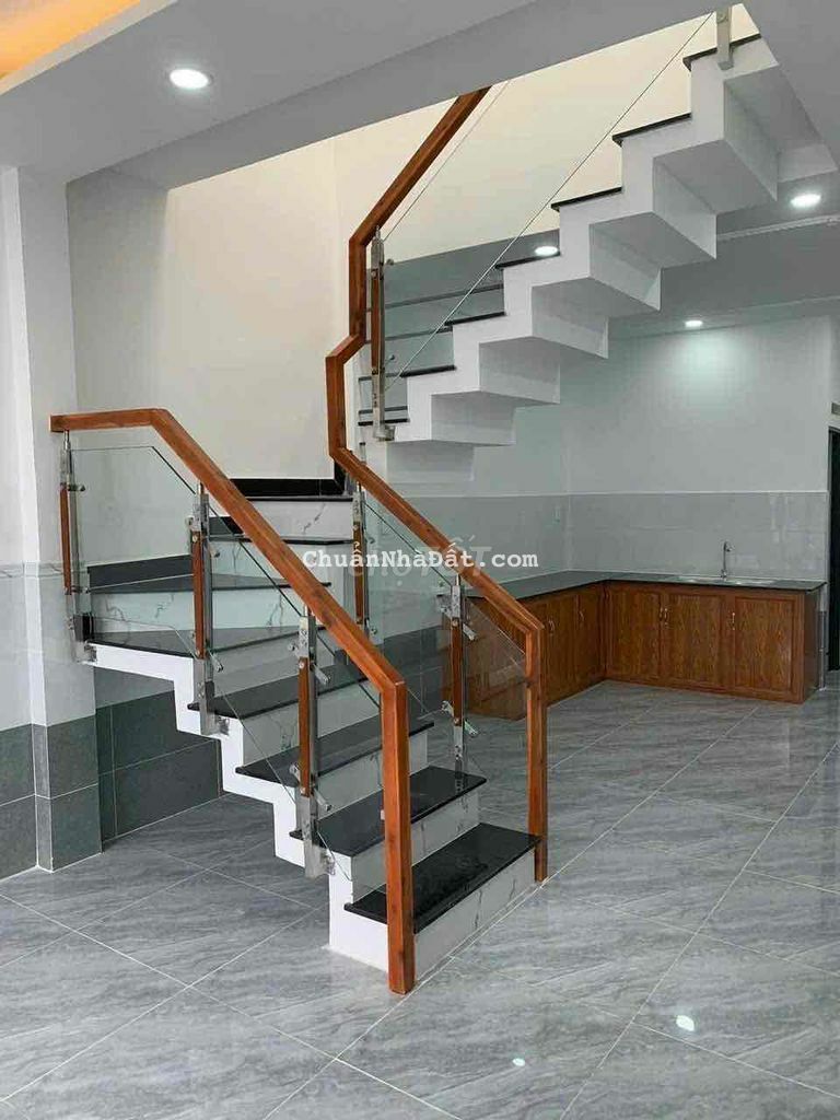 Nhà đẹp 4*12m 2PN 2/ ngắn Võ Văn Vân Ấp 4 Vĩnh Lộc B