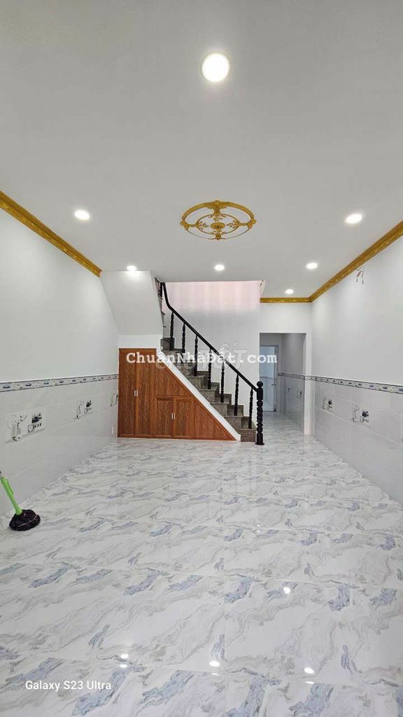 Nhà vị trí cực đẹp