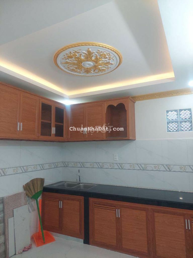 Bán nhà đẹp 4,5 x11 sổ hồng riêng gần chợ Liên Ấp 123, VLB