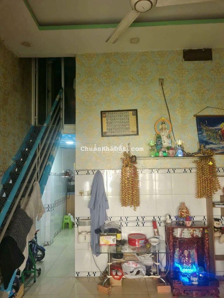 Nhà 1 trệt 1 lững đẹp ở liền ấp 3 tân kiên bình chánh