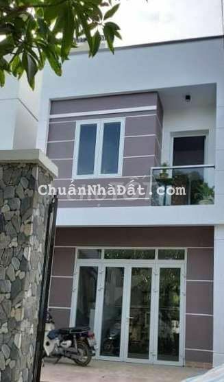 Nhà 1 trệt 1 lầu đẹp hẻm ba gác xã bình chánh huyện bình chánh Nhà 1 trệt 1 lầu đẹp hẻm ba gác xã bình chánh huyện bình chánh