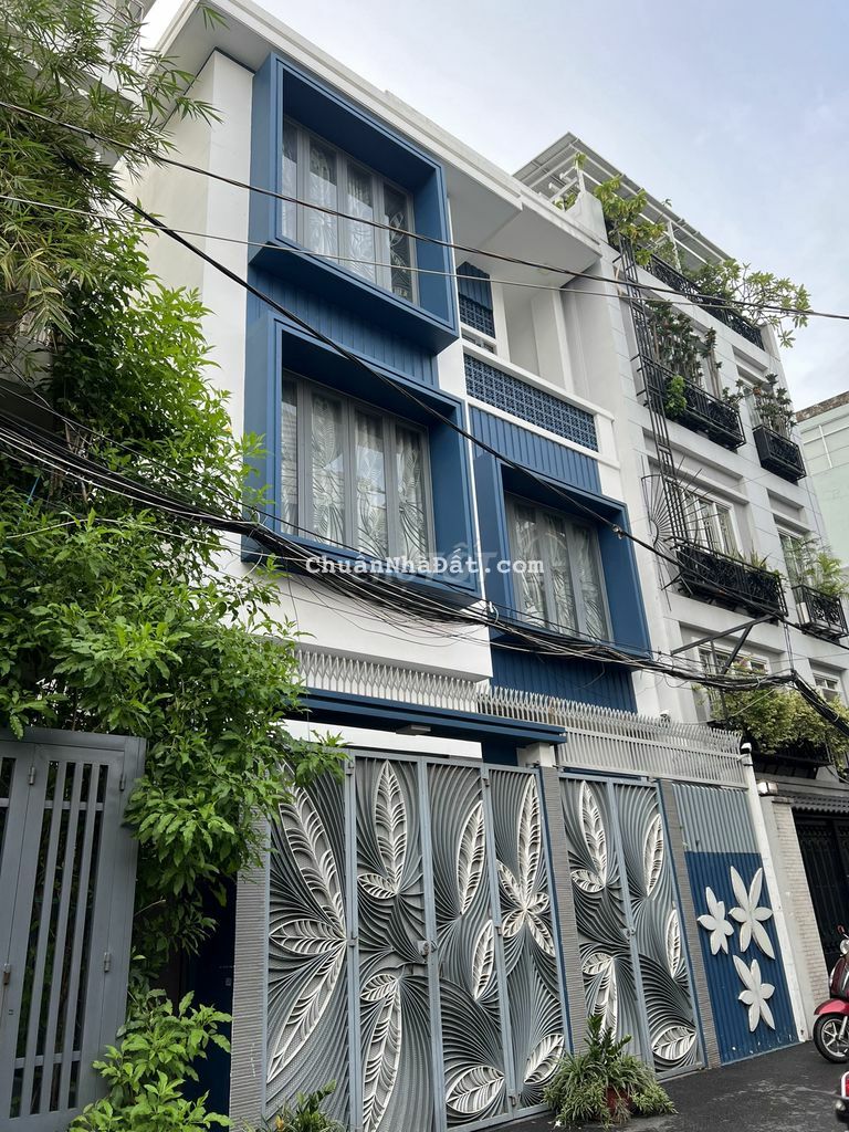 Nhà 6 Phòng Ngủ, Đầy Đủ Tiện Nghi Với Giá Thấp Kịch Sàn