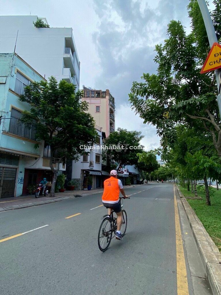 Bán nhà góc 2 mt Trường Sa phường 3 quận Bình Thạnh 8x18m