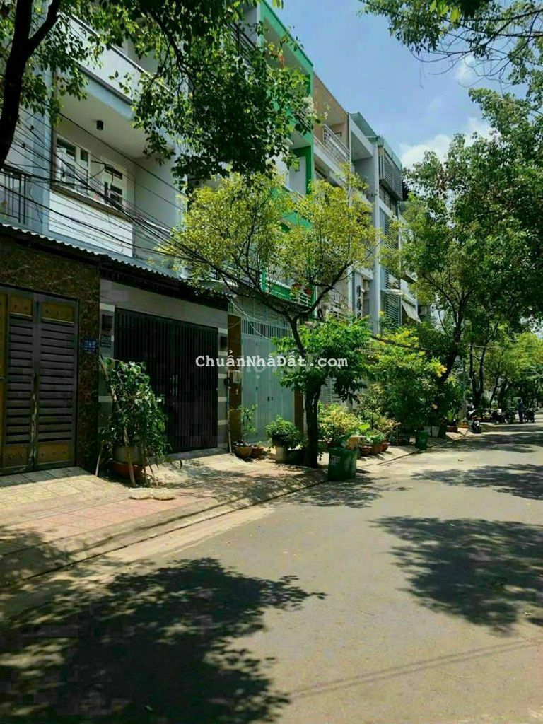 Nhà 4 Tầng HXH Bùi Đình Túy.P24.Bình Thạnh. (5.6x20m),chỉ 90 triệu/m2 Nhà 4 Tầng HXH Bùi Đình Túy.P24.Bình Thạnh. (5.6x20m),chỉ 90 triệu/m2