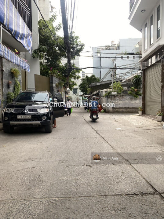 Khu vip Hoàng Hoa Thám P7, DT 118m2 ngang trên 5m, thích hợp xây CHDV, vị trí cực đẹp - giá đầu tư Khu vip Hoàng Hoa Thám P7, DT 118m2 ngang trên 5m, thích hợp xây CHDV, vị trí cực đẹp - giá đầu tư