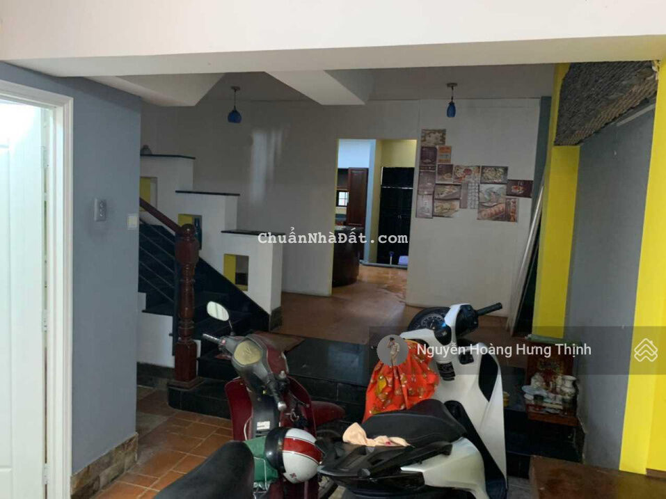 Bán nhà cạnh trục Phan Đăng Lưu 5,5x22m nở hậu, 3 tầng, hẻm xe tải 1 trục, nhỉnh 90tr/m2