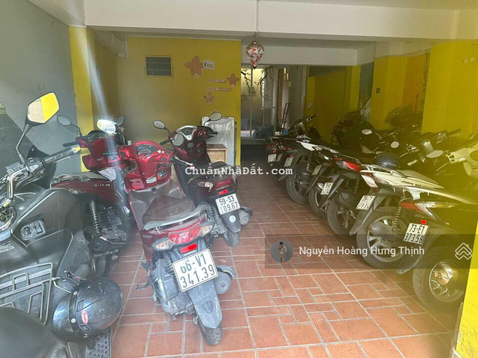 Bán nhà cạnh trục Phan Đăng Lưu 5,5x22m nở hậu, 3 tầng, hẻm xe tải 1 trục, nhỉnh 90tr/m2