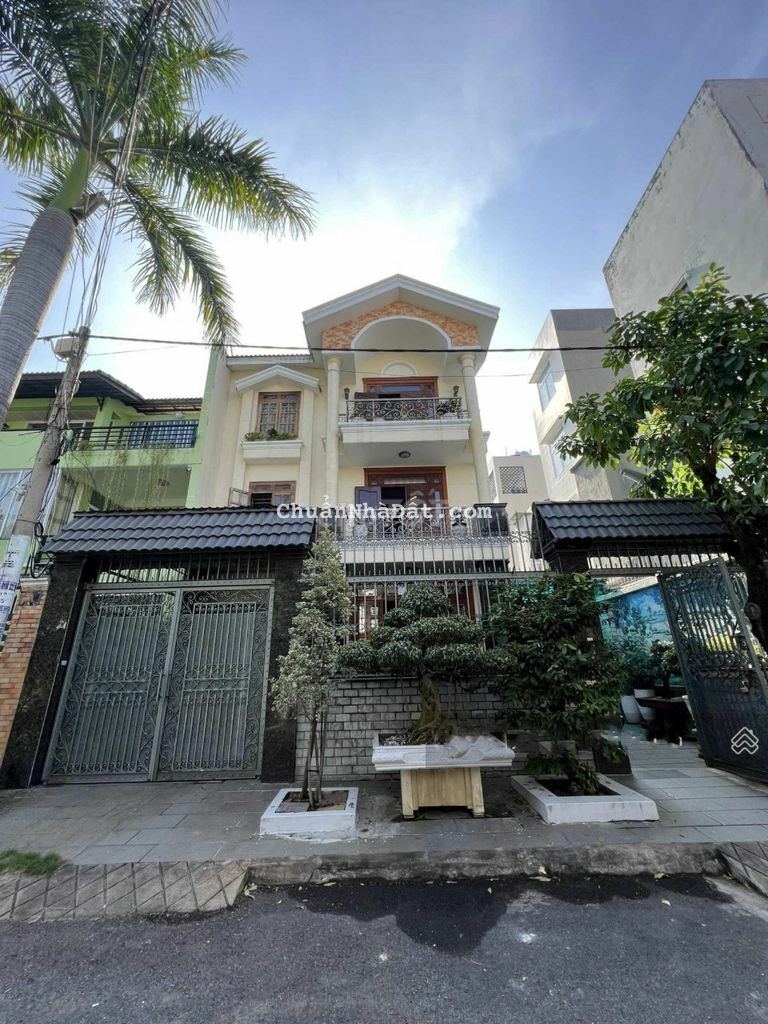 Biệt thự siêu đẹp 220m2 đường Bình Lợi, Phường 13, Quận Bình Thạnh.