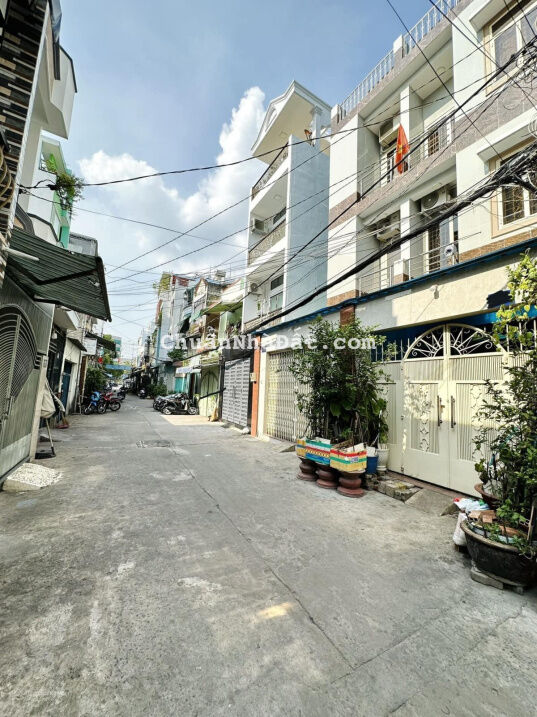 Hẻm ô tô Điện Biên Phủ - ngang 5.8m - 20m ra mặt tiền 34m2 - 4.8 tỷ TL Hẻm ô tô Điện Biên Phủ - ngang 5.8m - 20m ra mặt tiền 34m2 - 4.8 tỷ TL