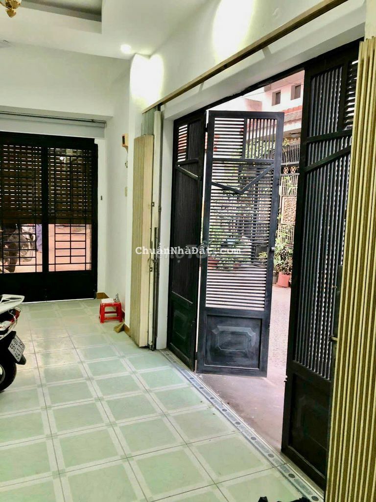 Cần bán gấp nhà đường Nguyễn Văn Đậu P11 Bình Thạnh chỉ 6,7ty Cần bán gấp nhà đường Nguyễn Văn Đậu P11 Bình Thạnh chỉ 6,7ty