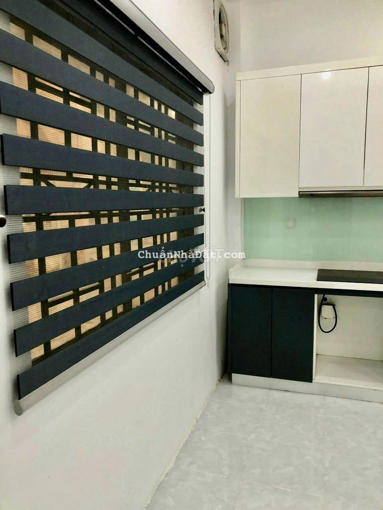 Cần bán gấp nhà đường Nguyễn Văn Đậu P11 Bình Thạnh chỉ 6,7ty Cần bán gấp nhà đường Nguyễn Văn Đậu P11 Bình Thạnh chỉ 6,7ty