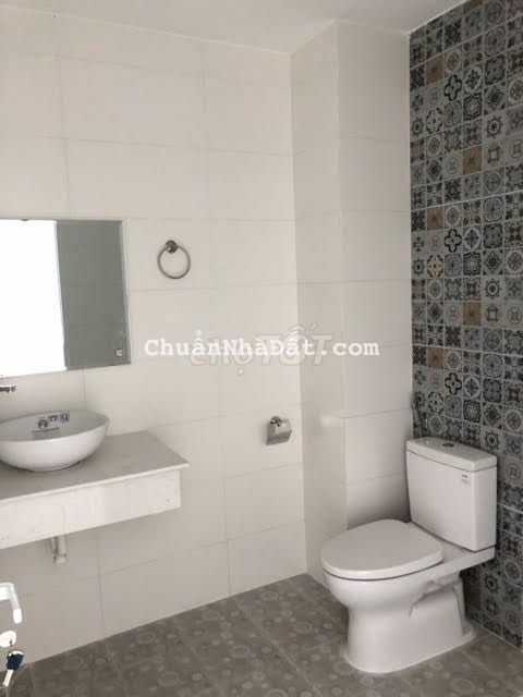 Cần bán gấp nhà đường Lê Quang Định, P11, Bình Thạnh chỉ 7,9ty