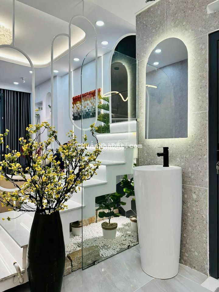 BÁN NHÀ HXH GẦN ĐH KINH TẾ - TÀI CHÍNH Đ. ĐIỆN BIÊN PHỦ, BÌNH THẠNH